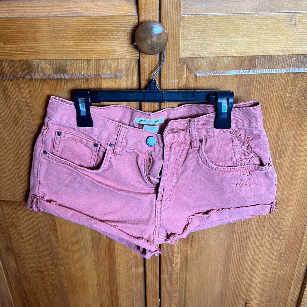 Billabong short shorts 25 coral pink